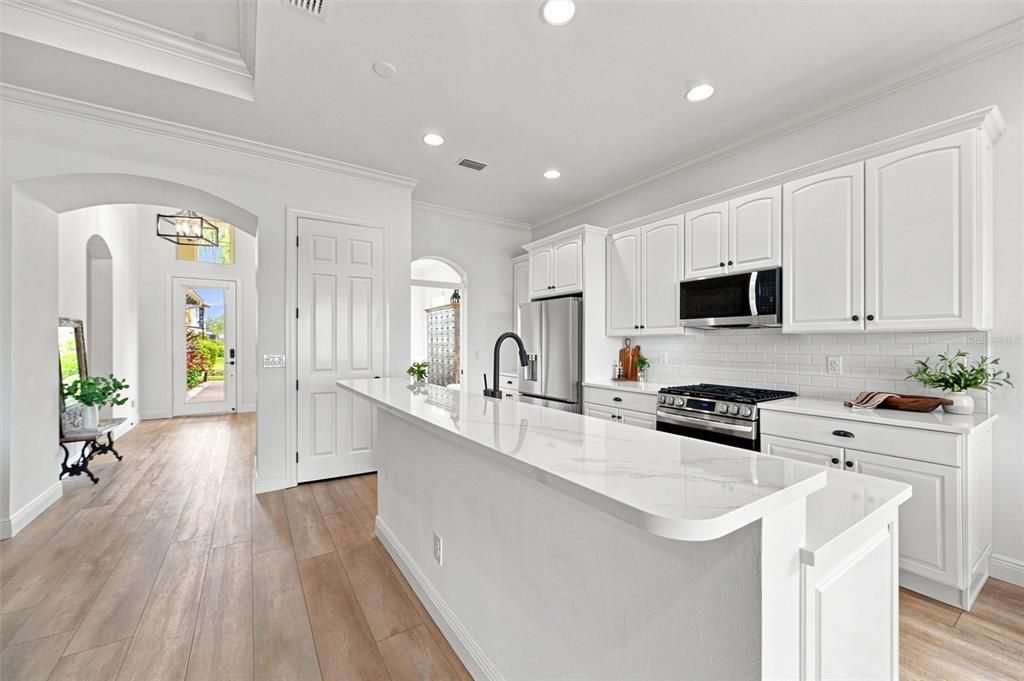 For Sale: $999,000 (3 beds, 2 baths, 2034 Square Feet)