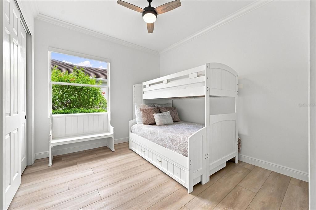 For Sale: $999,000 (3 beds, 2 baths, 2034 Square Feet)