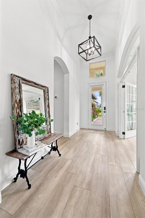 For Sale: $999,000 (3 beds, 2 baths, 2034 Square Feet)