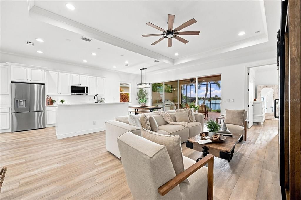 For Sale: $999,000 (3 beds, 2 baths, 2034 Square Feet)