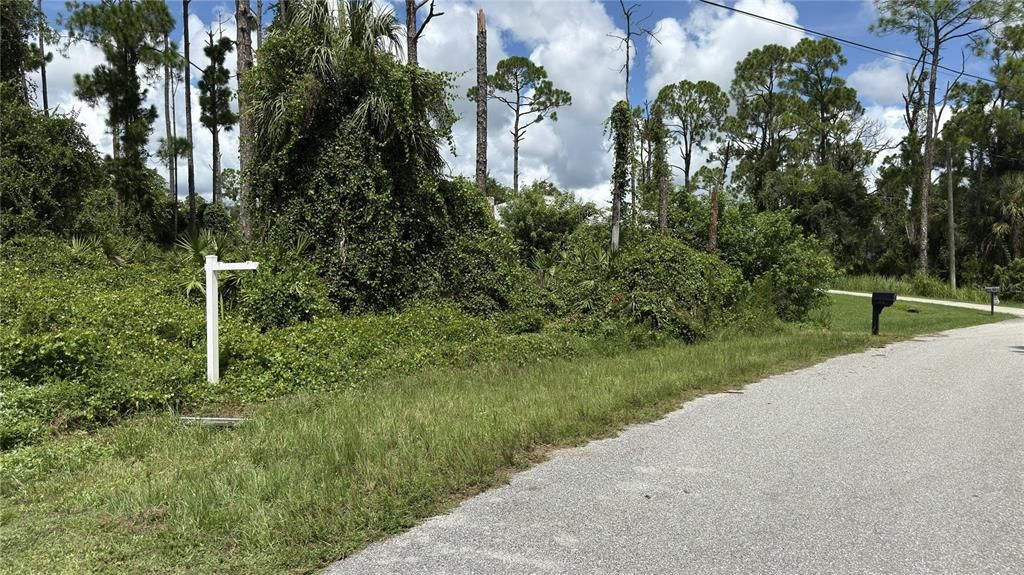 For Sale: $28,900 (0.27 acres)