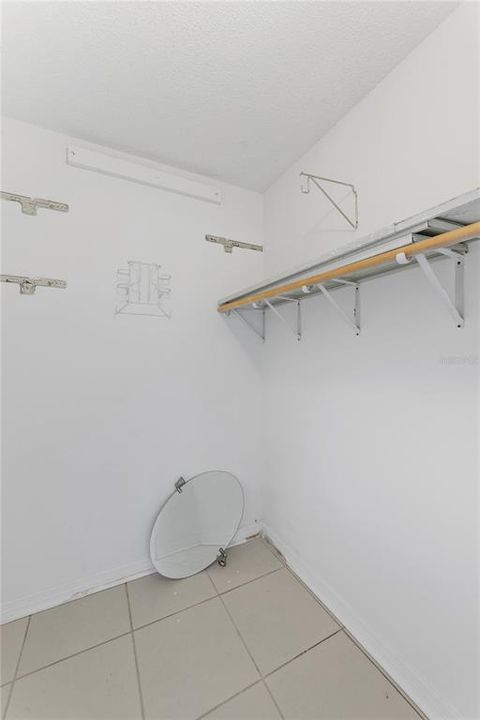 For Sale: $84,900 (2 beds, 2 baths, 1088 Square Feet)