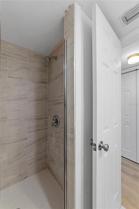 For Sale: $84,900 (2 beds, 2 baths, 1088 Square Feet)