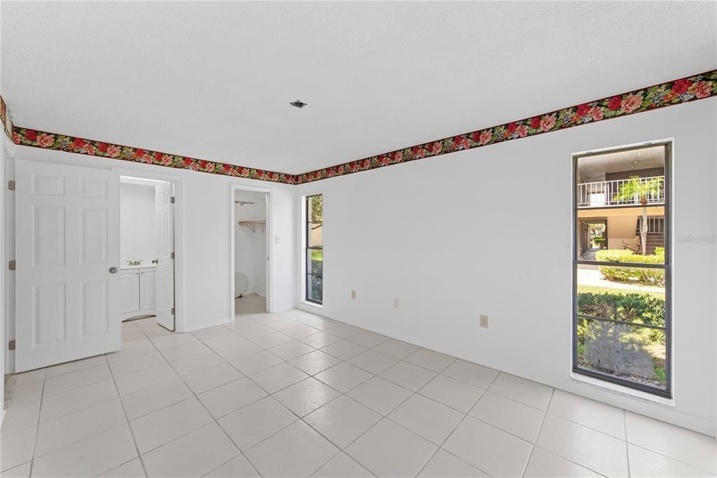 For Sale: $84,900 (2 beds, 2 baths, 1088 Square Feet)