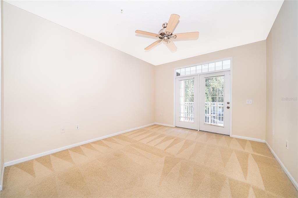 En Venta: $299,000 (2 camas, 1 baños, 1098 Pies cuadrados)