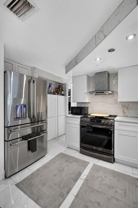 На продажу: $215,995 (3 спален, 1 ванн, 980 Квадратных фут)