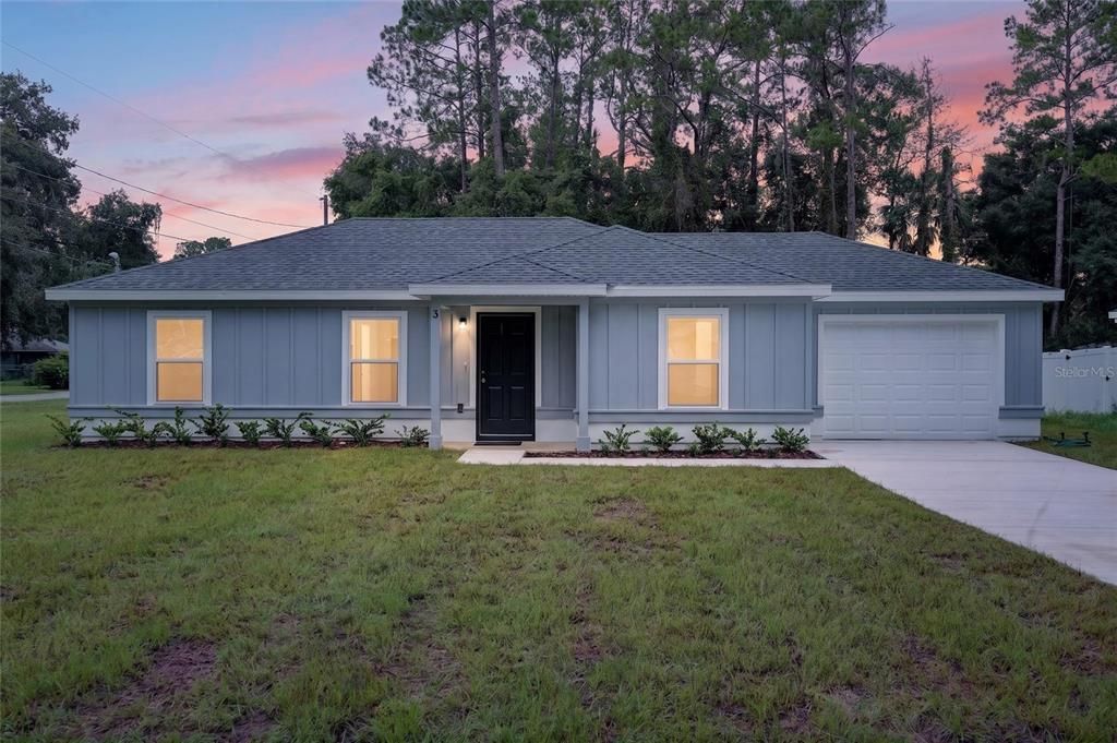 For Sale: $239,000 (3 beds, 2 baths, 1091 Square Feet)