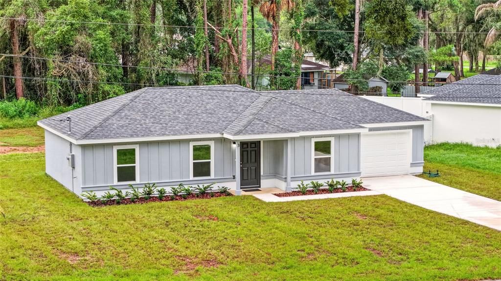 For Sale: $239,000 (3 beds, 2 baths, 1091 Square Feet)