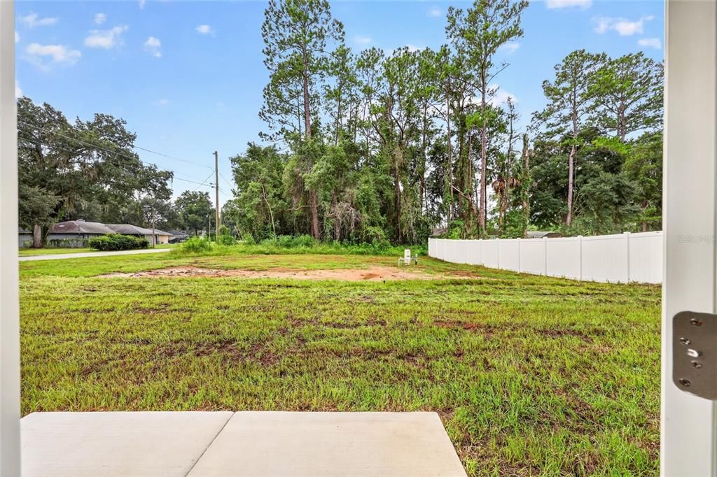 For Sale: $239,000 (3 beds, 2 baths, 1091 Square Feet)