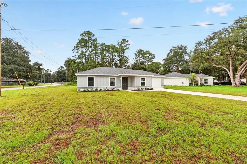 For Sale: $239,000 (3 beds, 2 baths, 1091 Square Feet)