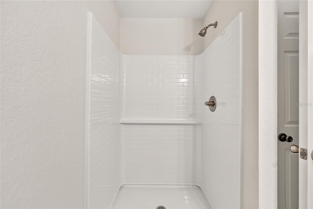 For Sale: $239,000 (3 beds, 2 baths, 1091 Square Feet)