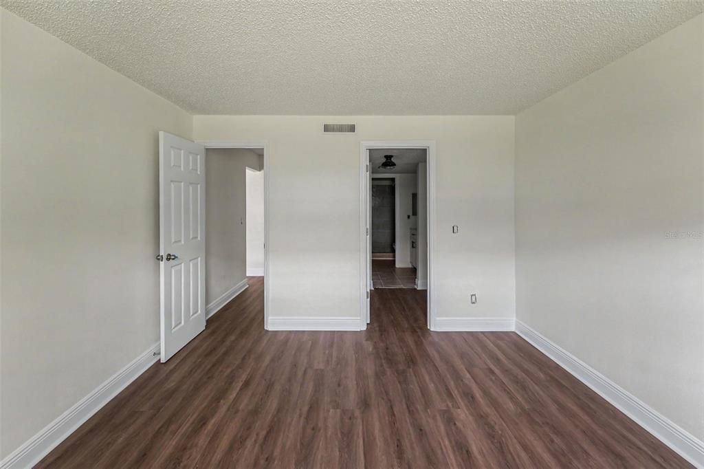 En Venta: $155,000 (2 camas, 2 baños, 1255 Pies cuadrados)