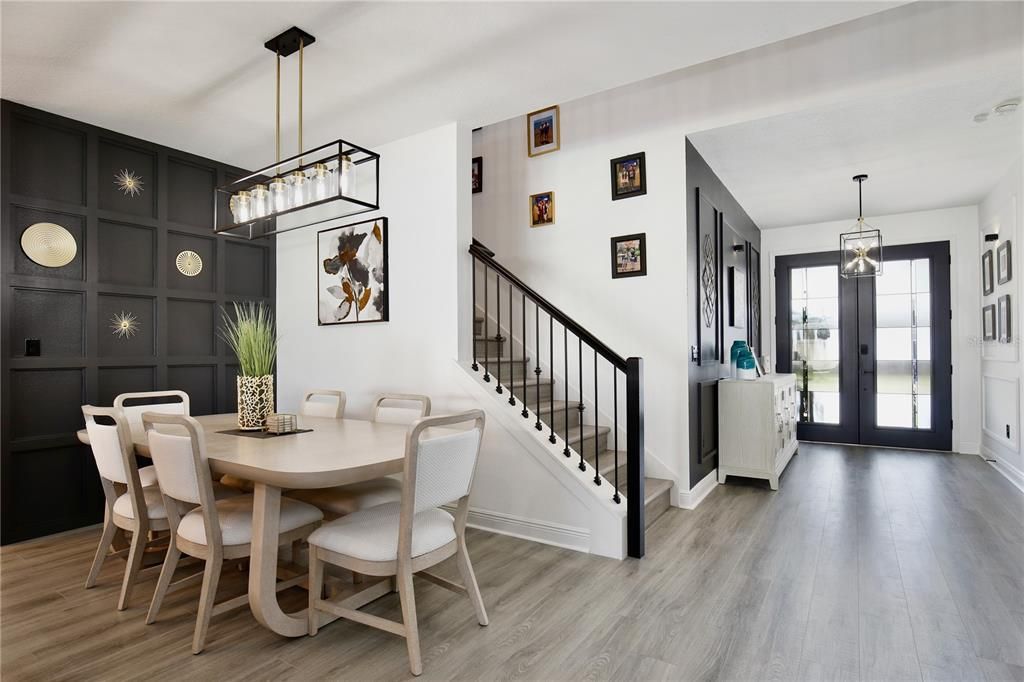 For Sale: $850,000 (6 beds, 4 baths, 4142 Square Feet)