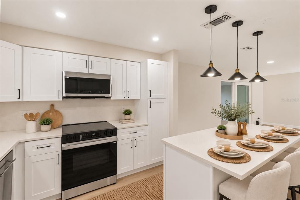 : $449,970 (2 camas, 2 baños, 1207 Pies cuadrados)