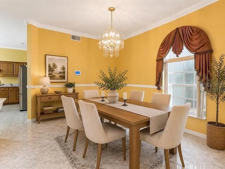 На продажу: $525,000 (6 спален, 3 ванн, 3381 Квадратных фут)