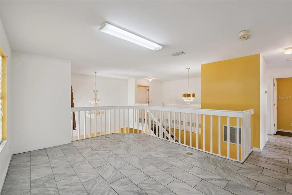 На продажу: $525,000 (6 спален, 3 ванн, 3381 Квадратных фут)
