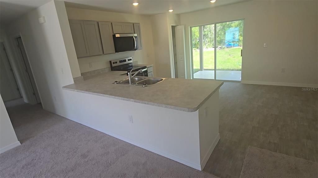 For Sale: $259,990 (3 beds, 2 baths, 1243 Square Feet)