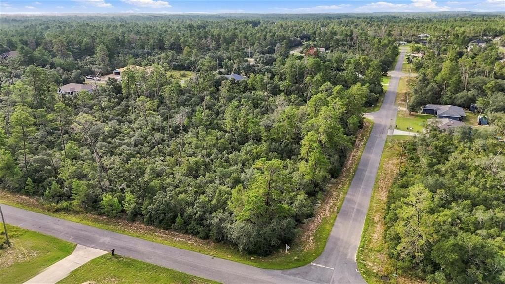 На продажу: $40,000 (0.74 acres)