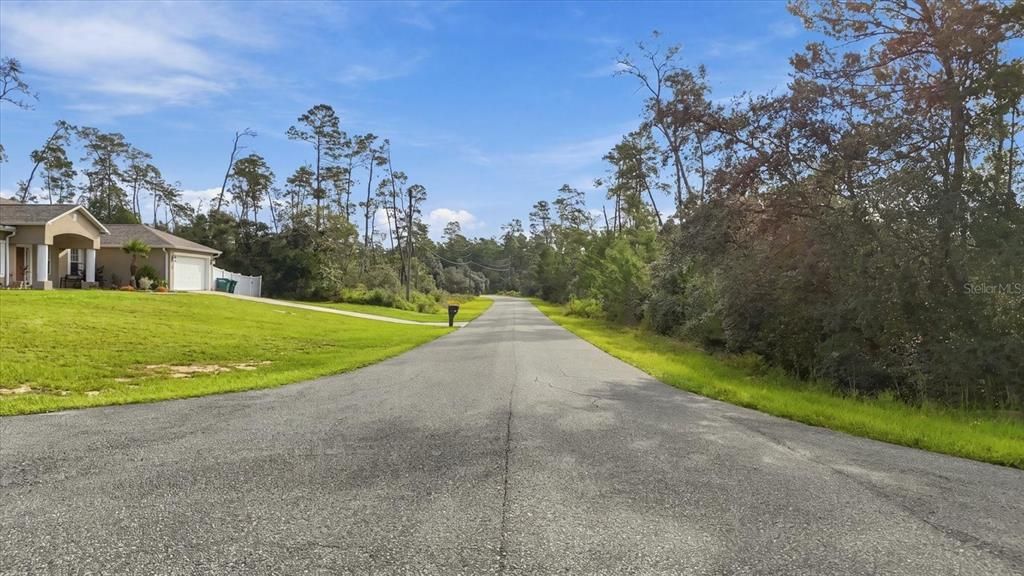 На продажу: $40,000 (0.74 acres)