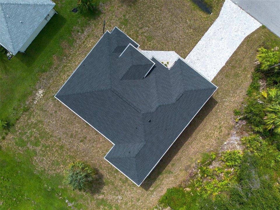 На продажу: $429,900 (4 спален, 2 ванн, 1834 Квадратных фут)
