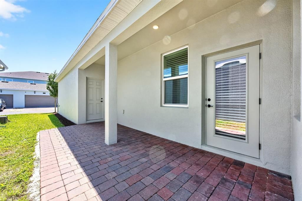 For Rent: $2,500 (3 beds, 2 baths, 1603 Square Feet)