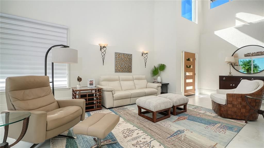 En Venta: $2,675,000 (4 camas, 3 baños, 3102 Pies cuadrados)