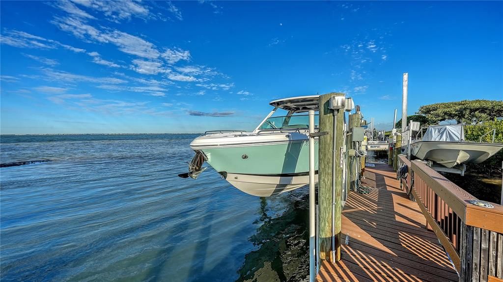 En Venta: $2,675,000 (4 camas, 3 baños, 3102 Pies cuadrados)