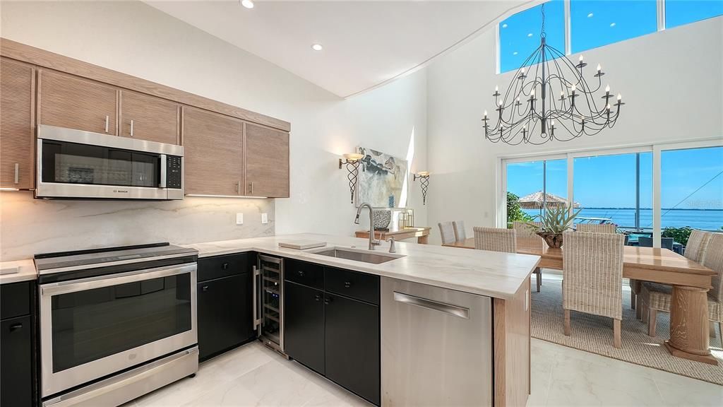 En Venta: $2,675,000 (4 camas, 3 baños, 3102 Pies cuadrados)