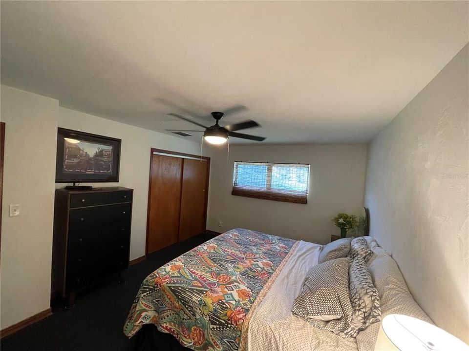 For Rent: $3,250 (4 beds, 2 baths, 3144 Square Feet)