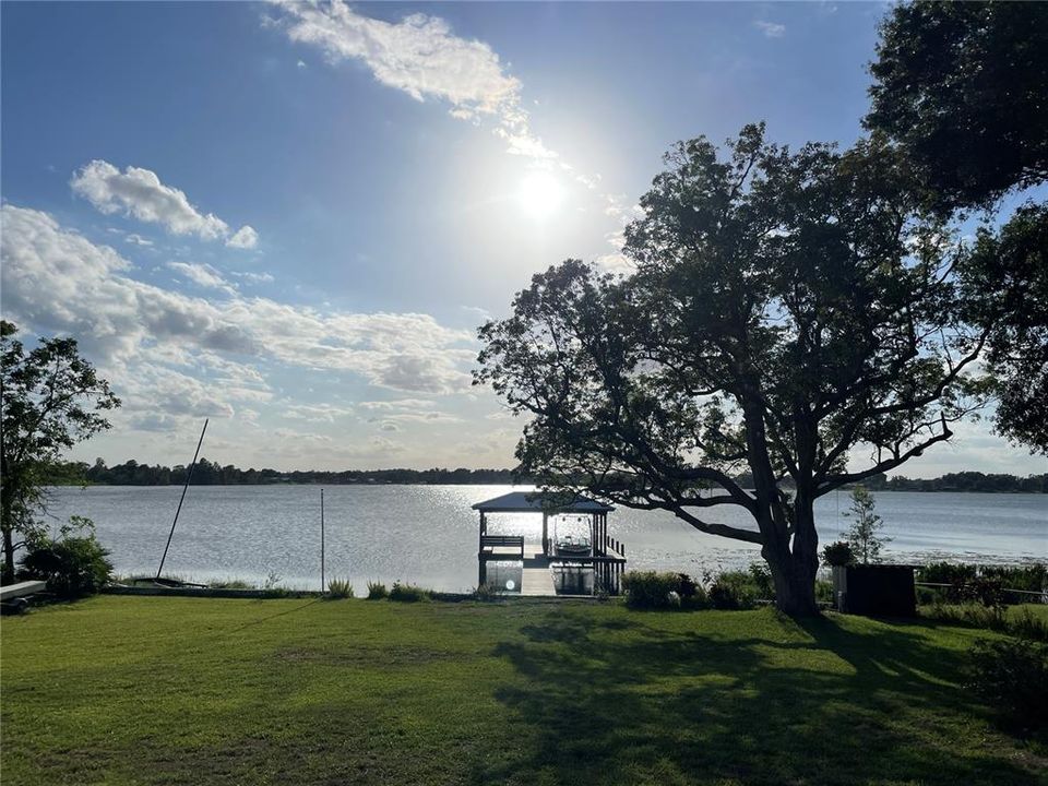 For Rent: $3,250 (4 beds, 2 baths, 3144 Square Feet)