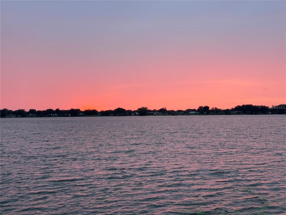 For Rent: $3,250 (4 beds, 2 baths, 3144 Square Feet)