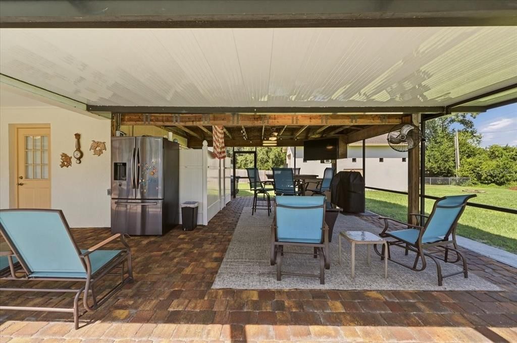 En Venta: $540,000 (4 camas, 3 baños, 2591 Pies cuadrados)