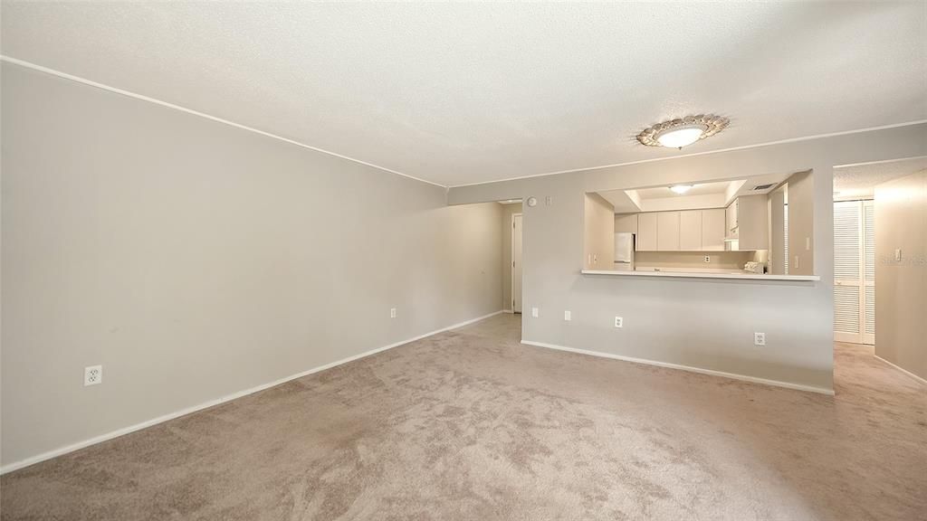 En Venta: $189,000 (2 camas, 2 baños, 875 Pies cuadrados)