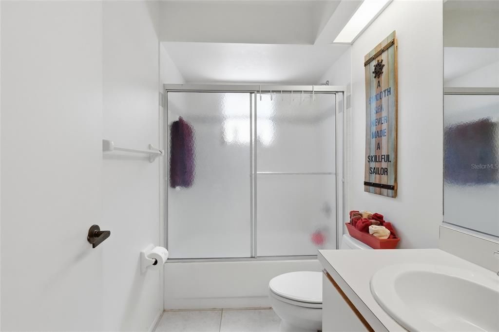 На продажу: $719,000 (3 спален, 2 ванн, 1701 Квадратных фут)