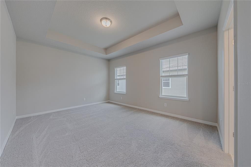 For Sale: $400,000 (3 beds, 2 baths, 1779 Square Feet)