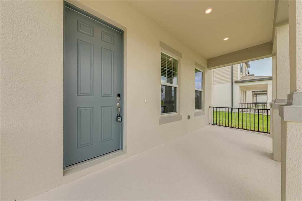 For Sale: $400,000 (3 beds, 2 baths, 1779 Square Feet)