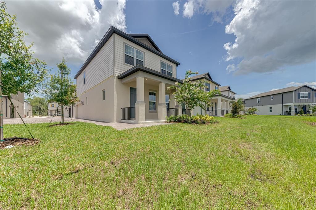 For Sale: $400,000 (3 beds, 2 baths, 1779 Square Feet)