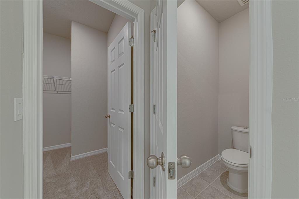 For Sale: $400,000 (3 beds, 2 baths, 1779 Square Feet)
