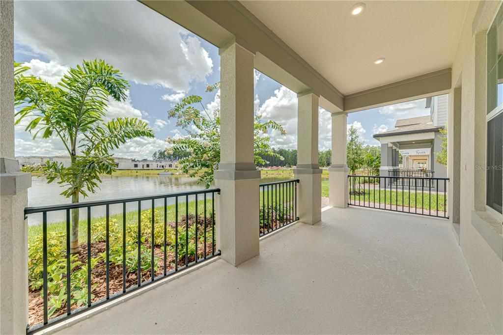 For Sale: $400,000 (3 beds, 2 baths, 1779 Square Feet)
