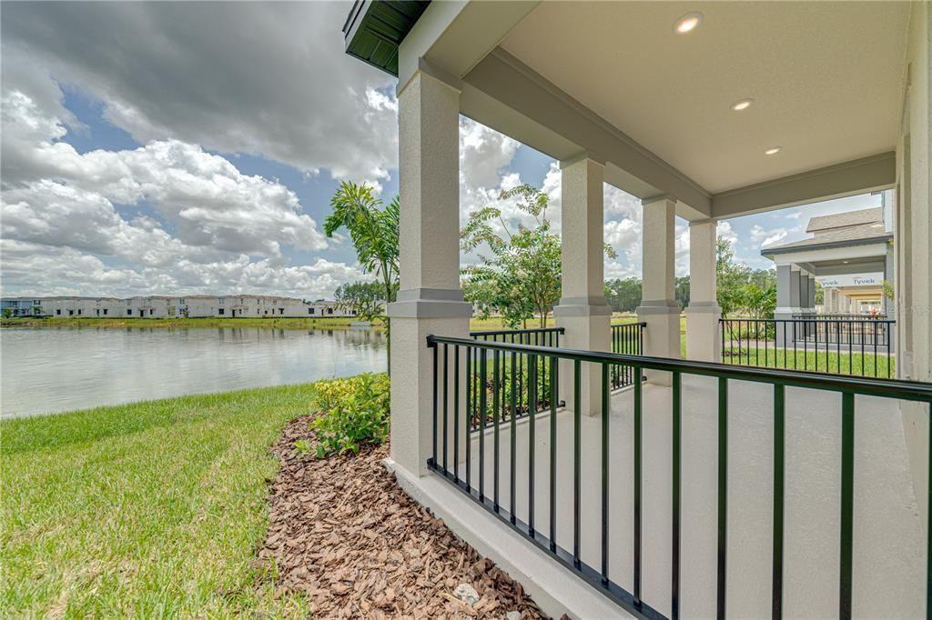 For Sale: $400,000 (3 beds, 2 baths, 1779 Square Feet)