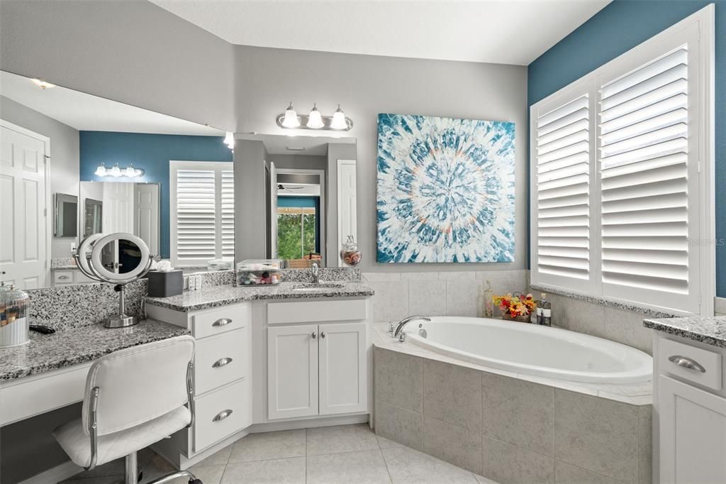 For Sale: $520,000 (4 beds, 3 baths, 2628 Square Feet)