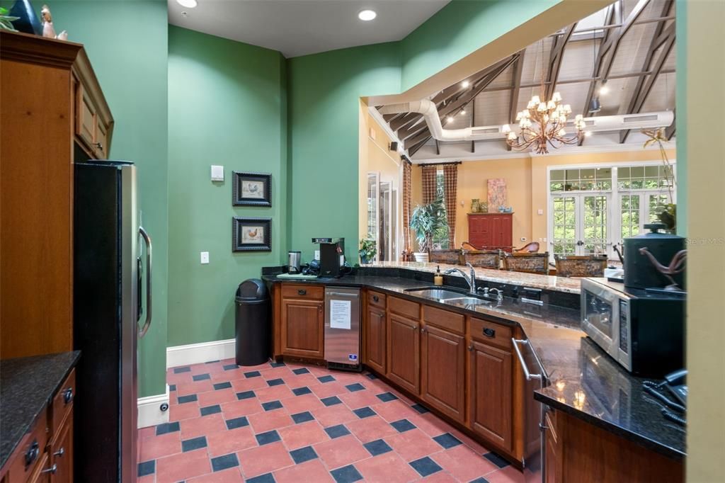 For Sale: $520,000 (4 beds, 3 baths, 2628 Square Feet)