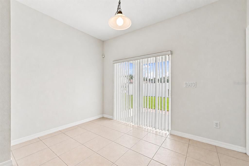 En Venta: $350,000 (3 camas, 2 baños, 1751 Pies cuadrados)