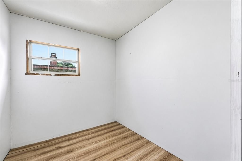 En Venta: $200,000 (5 camas, 1 baños, 1950 Pies cuadrados)