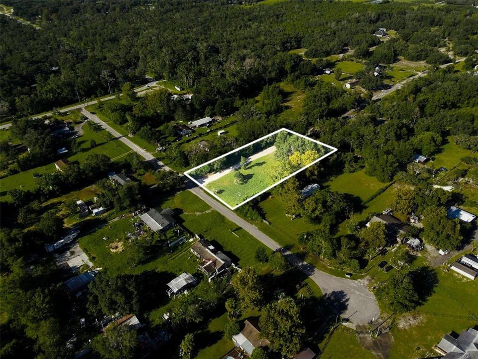 En Venta: $95,000 (1.03 acres)
