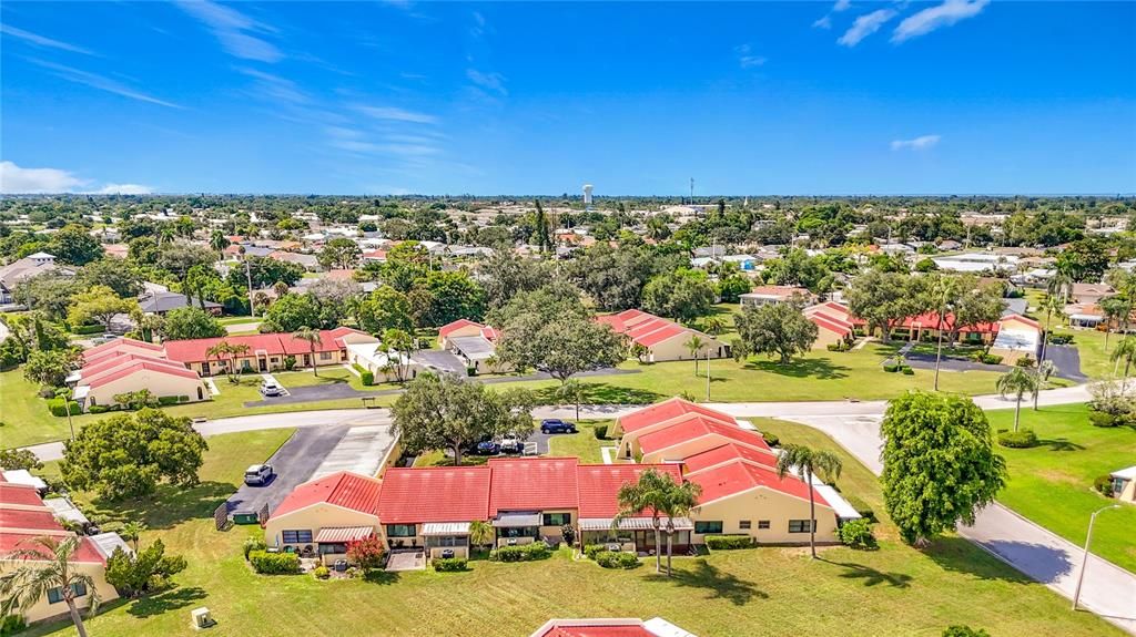 For Sale: $249,900 (2 beds, 2 baths, 1426 Square Feet)