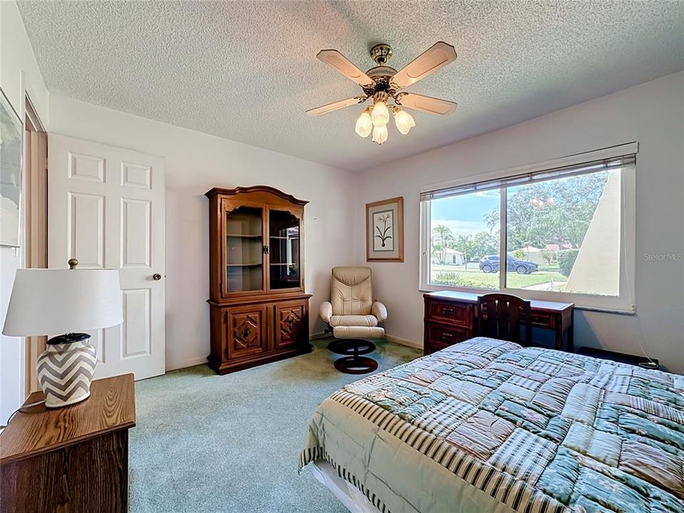 For Sale: $249,900 (2 beds, 2 baths, 1426 Square Feet)