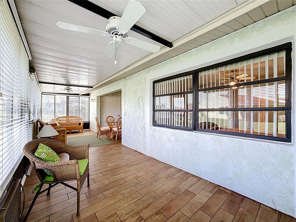 For Sale: $249,900 (2 beds, 2 baths, 1426 Square Feet)