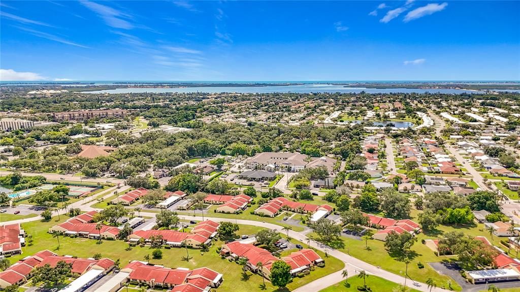 For Sale: $249,900 (2 beds, 2 baths, 1426 Square Feet)