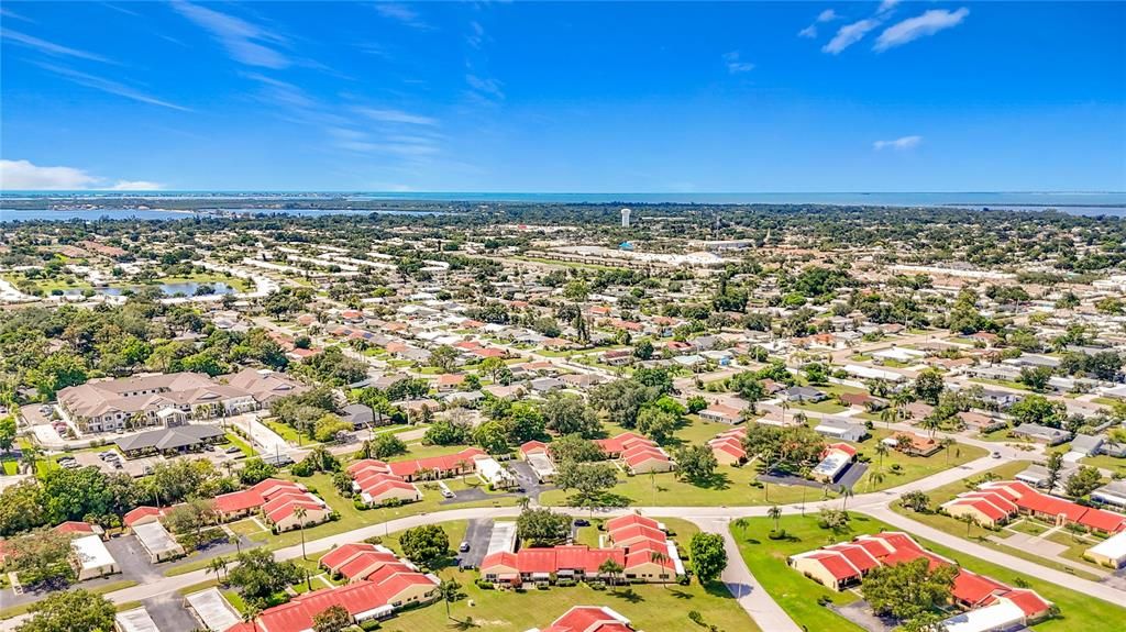 For Sale: $249,900 (2 beds, 2 baths, 1426 Square Feet)